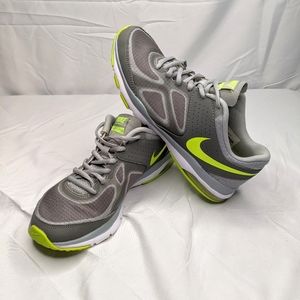 Nike Air Sculpt TR Women's Athletic Shoes Size 6